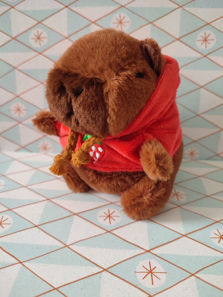 Мягкая плюшевая игрушка - брелок Капибара в красном худи capybara 