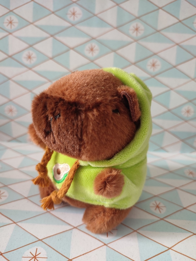 Мягкая плюшевая игрушка - брелок Капибара в худи 12 см capybara